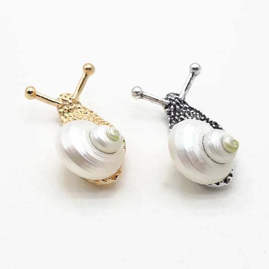 Broche Caracol IV Dourado