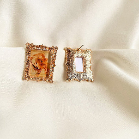 Brinco Cabeça de Mulher