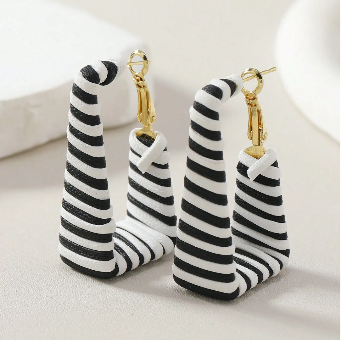 Brinco Catalunha Branco e Preto