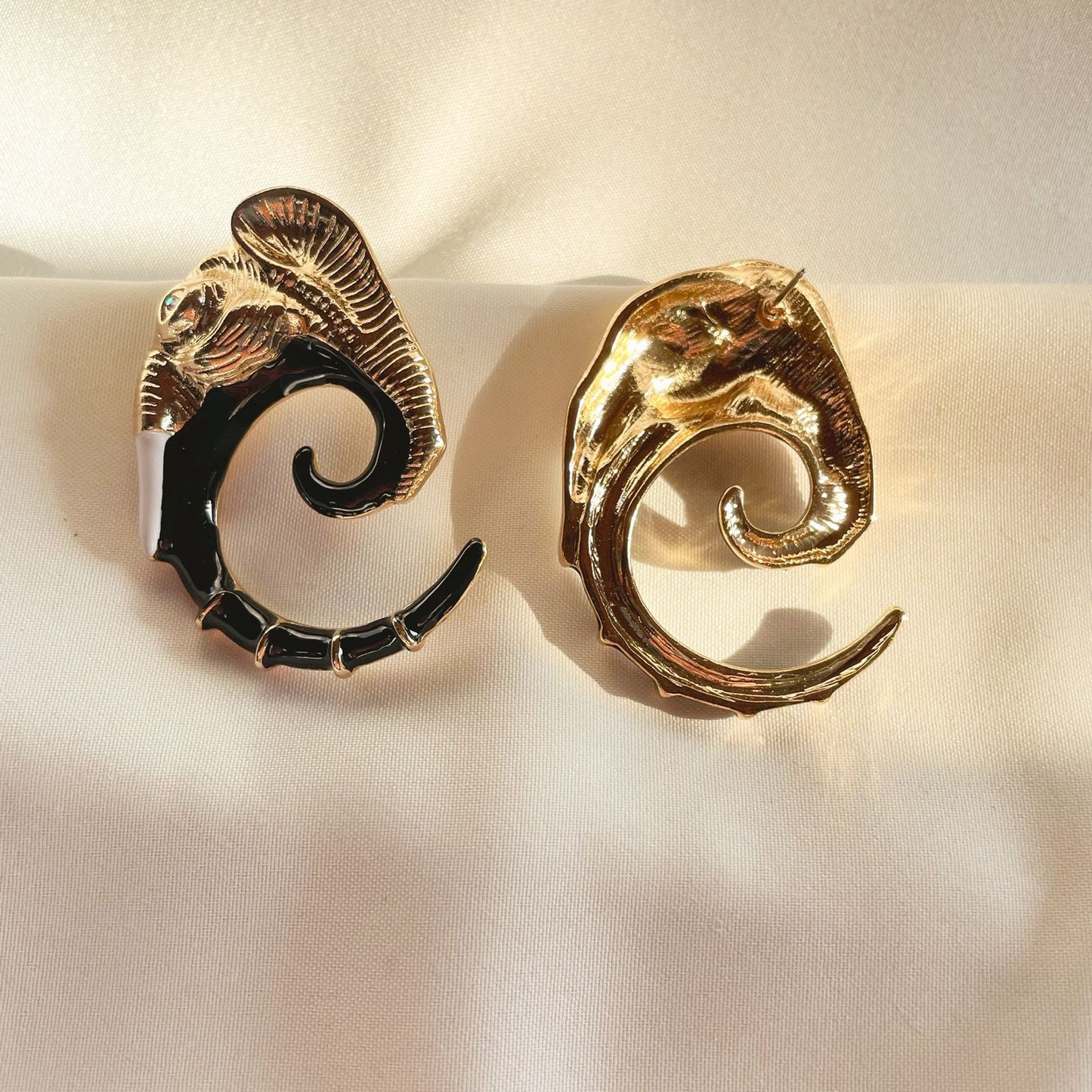 Brinco Elefante Megan