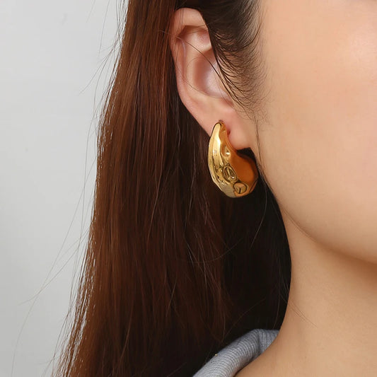 Brinco Judith Dourado